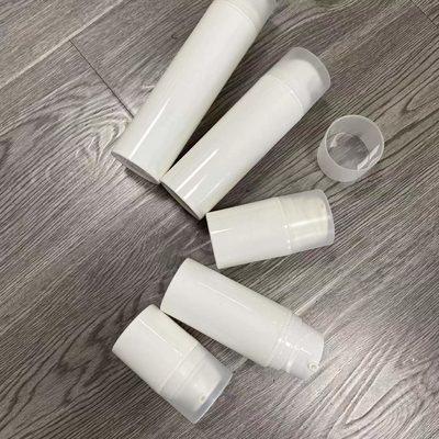 30 ml 50 ml 100 ml 120 ml 150 ml 200 ml Plastikflasche mit Luftloser Pumpe für Kosmetik