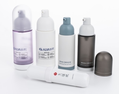 BEAUTY PACKING 30 ml Luftlose Pumpflaschen mit Siebdruck und Schraubverschluss in großen Mengen