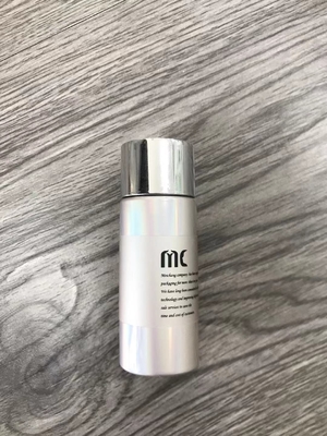 Verpackung für Hautpflege 15 ml PET-Wasserflasche mit 0,25 ml Abflussfrequenz und kostenloser Probe